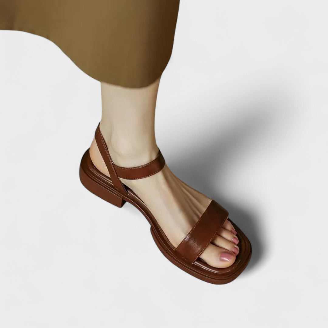 Marta | Elegáns Ortopéd Szandál